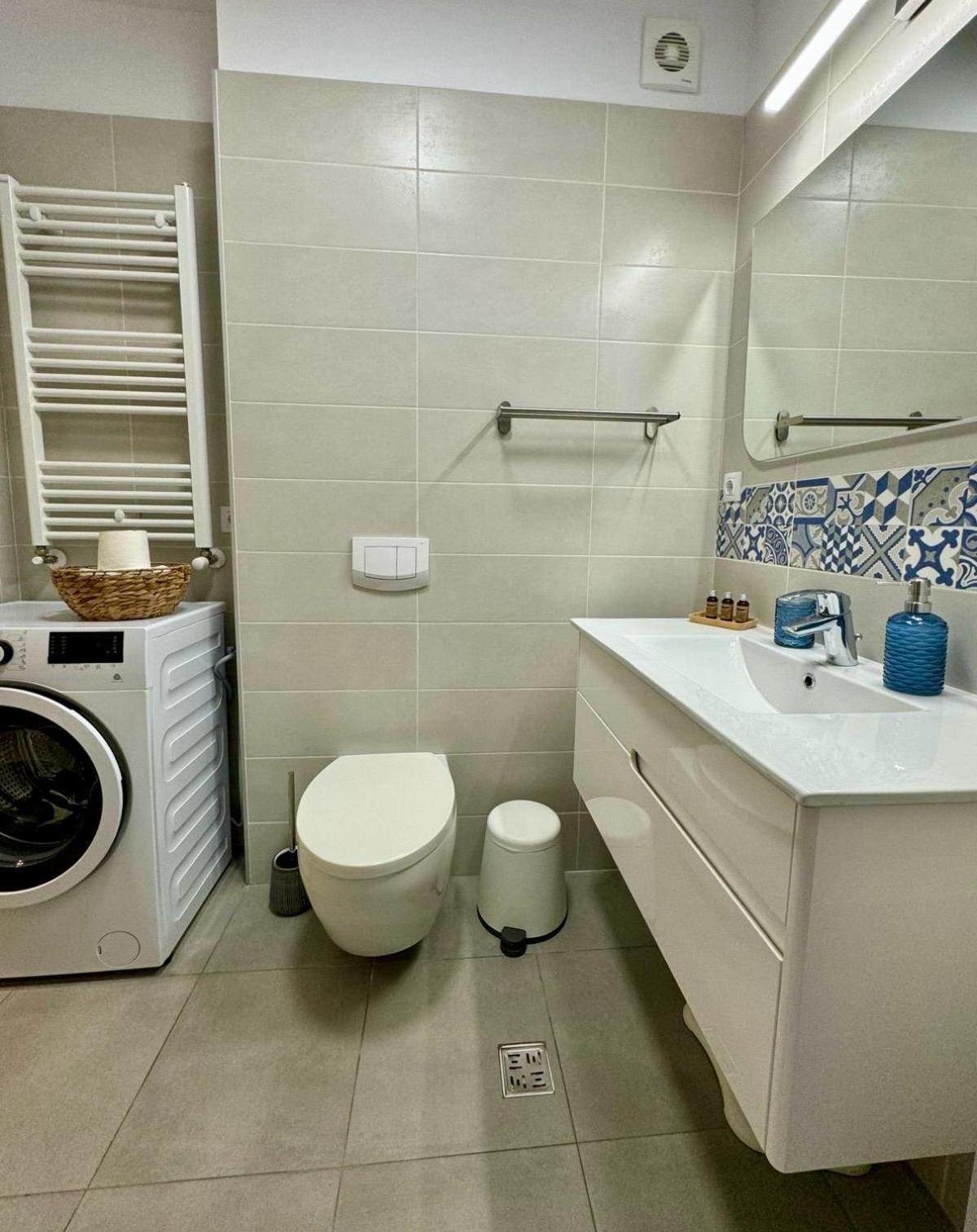 Cez Studio Mamaia Nord Lägenhet Năvodari Exteriör bild
